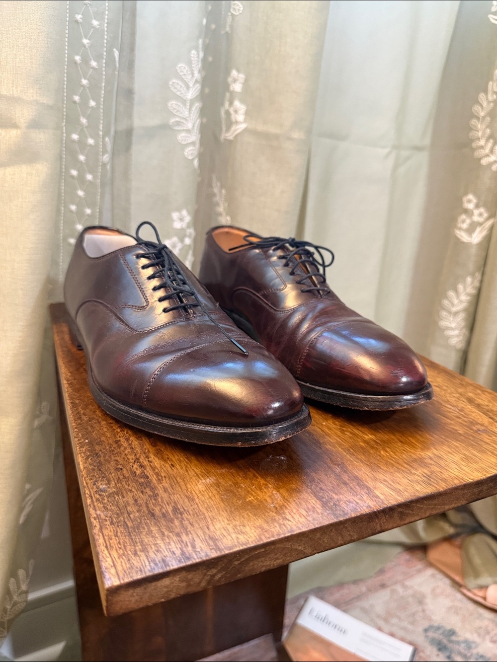 * Johnston & Murphy Optima chestnut brown leather oxford